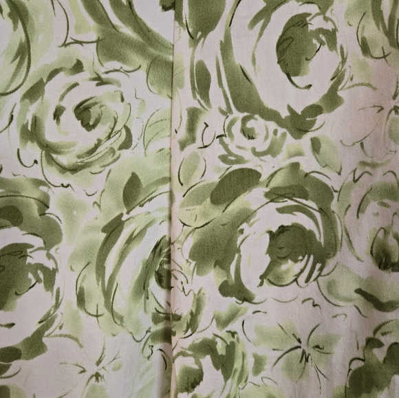 Hillary & Hanson Green Floral Fairy Full Skirt. Size 14 - Picture 3 of 7